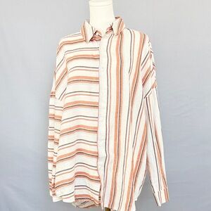 Classic Collar Neckline Relaxed Effortlessly Stylish Button Down Shirt